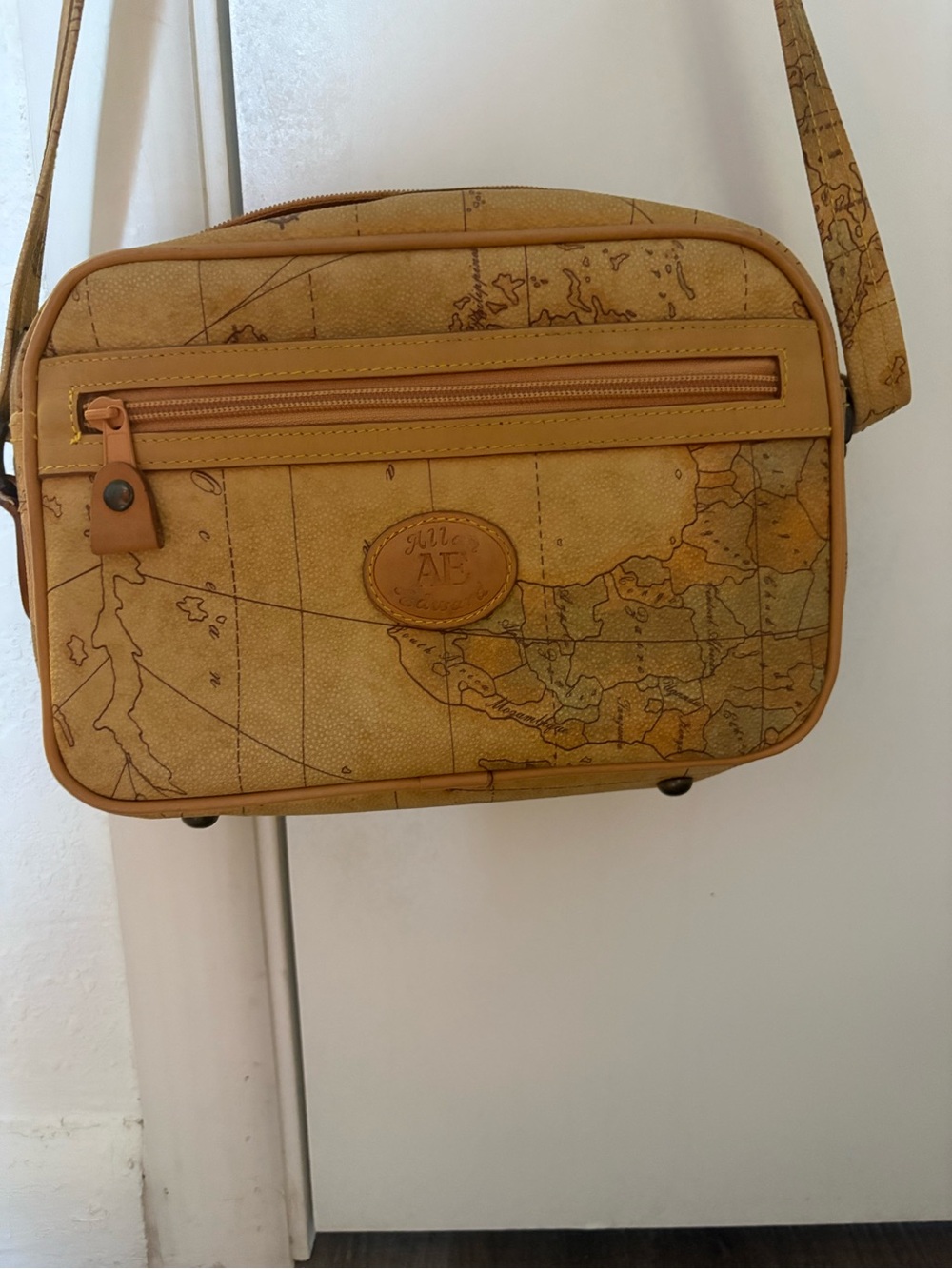 Allan Edward Vintage Map-Print purse